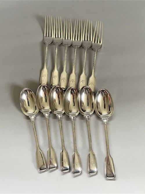 fig 1. An outstanding 12 piece silver dessert set in Fiddle & Thread pattern