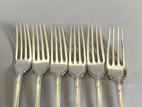 fig 2. An outstanding 12 piece silver dessert set in Fiddle & Thread pattern