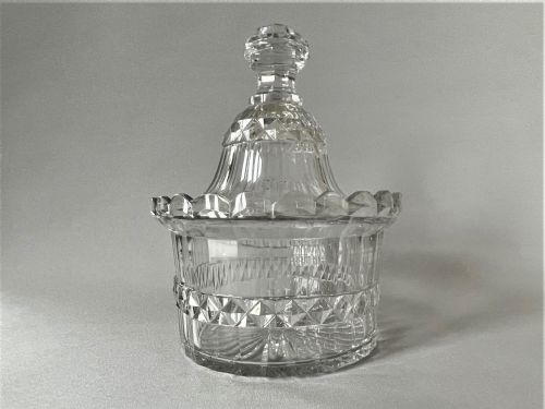 fig 1. A superb Anglo/Irish Regency cut glass butter dish