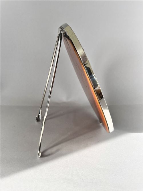 fig 1. A gorgeous large oval silver photo frame