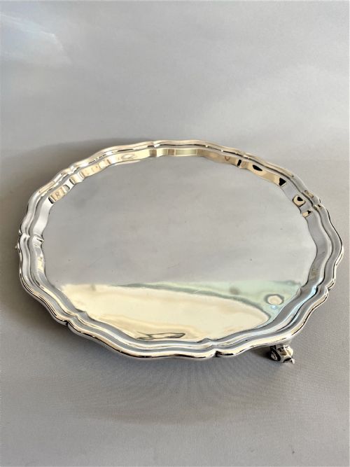A Handsome & Good Quality Silver Drinks Salver