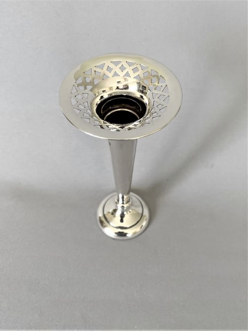 A Pretty Edwardian Pierced Silver Specimen Vase