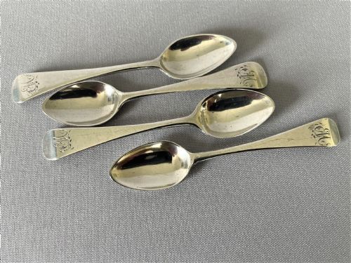 fig 1. An extremely rare set of 4 Georgian Newcastle silver snuff spoons