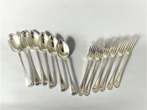 fig 1. A wonderful 12 piece Victorian silver dessert in bead pattern