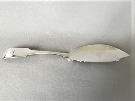 fig 1. A Georgian Irish silver butter knife