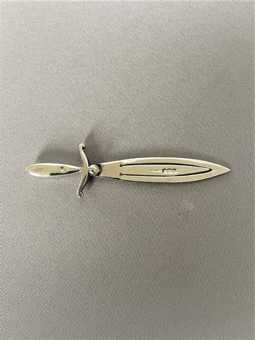 fig 1. A late Victorian novelty 'dagger' bookmark