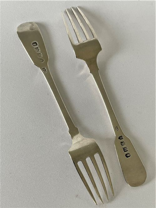 fig 1. A rare pair of Irish Georgian silver oyster forks
