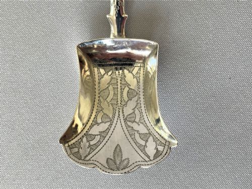 fig 1. A gorgeous Georgian silver caddy spoon