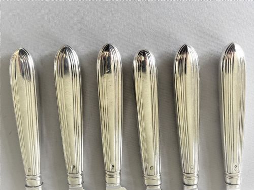 fig 2. A rare set of 6 Georgian silver knives
