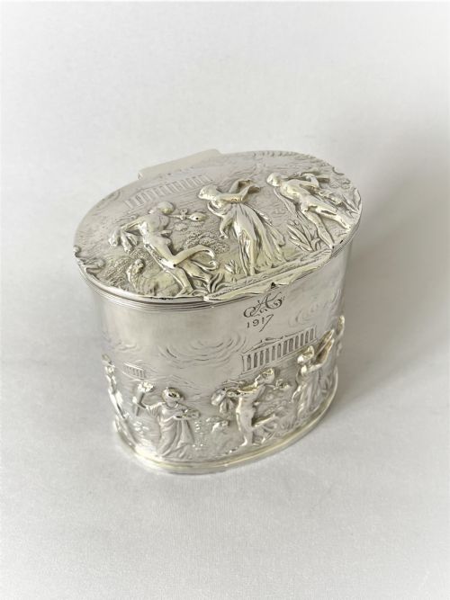 fig 1. A gorgeous Edwardian silver tea caddy