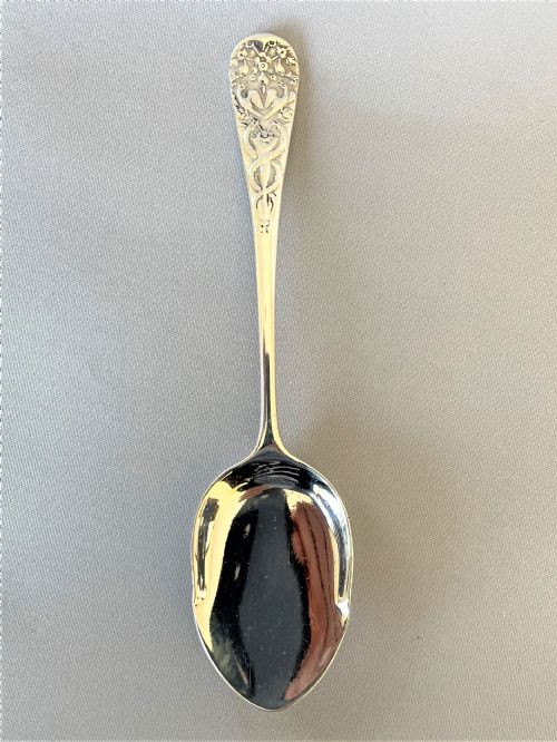 fig 1. An unusual late Victorian silver ice cream spade