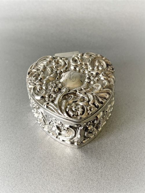 A Large Edwardian Heart Shaped Silver Pill Box