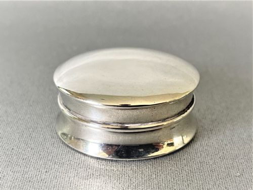 fig 1. A charming George V silver pill box