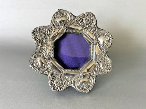 A Small Chester Silver Victorian Photo Frame