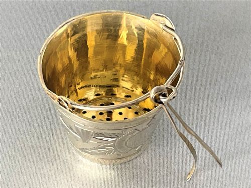 fig 1. A superb pre-revolution Russian silver gilt novelty tea strainer