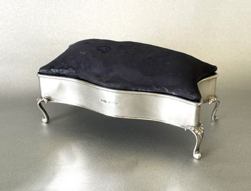 An Edwardian Silver Trinket Box with Pin Cushion Lid