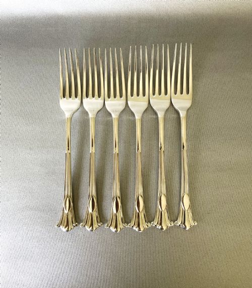 A Handsome Set of 6 Onslow Pattern Silver Dessert Forks