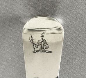 fig 1. A handsome 18th Century silver soup ladle