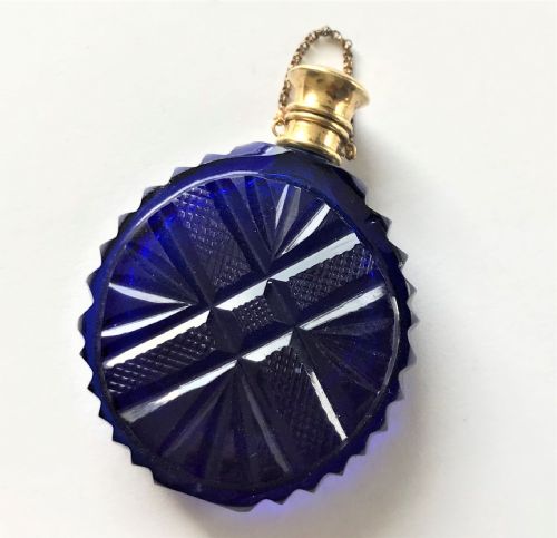fig 1. A gorgeous Victorian silver gilt mounted scent bottle
