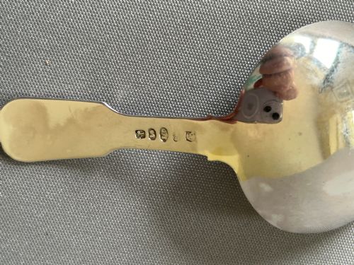 fig 1. A Georgian silver Fiddle, Thread & Shell caddy spoon