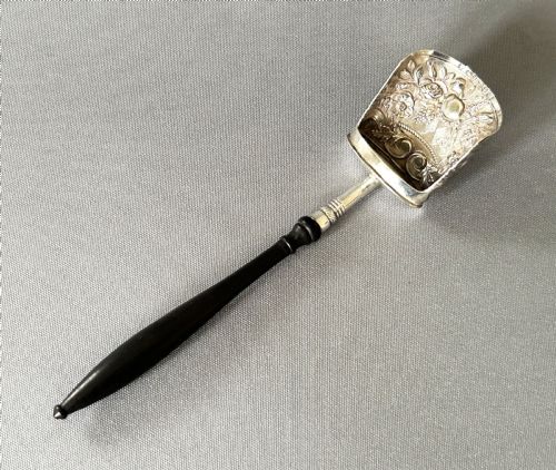 A Gorgeous Early Victorian Silver Caddy Shovel