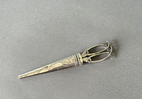 fig 1. An exquisite pair of Georgian silver cased sewing scissors