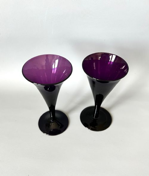 fig 1. A pair of Georgian amethyst glass wine flutes