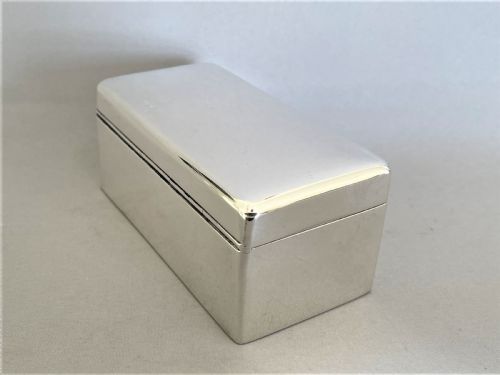 fig 1. An outstanding silver cased shaving set by Sampson Morden