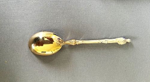 fig 1. A fabulous Victorian silver gilt afternoon tea set