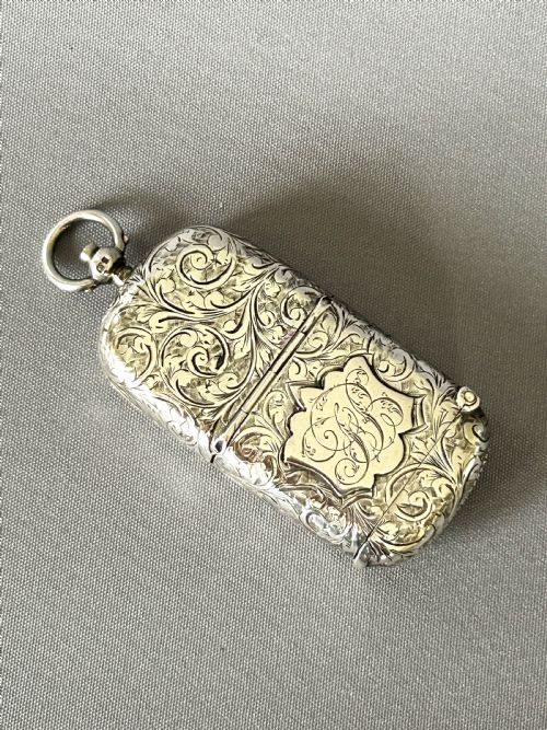 A Collectible Victorian Silver Sovereign Case/vesta Combo