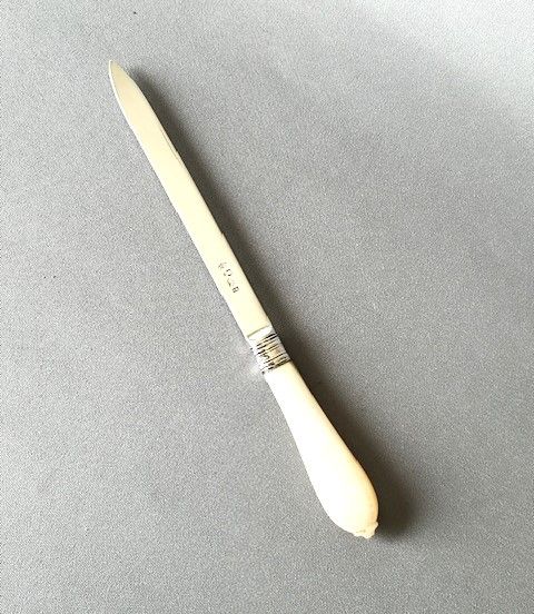 fig 1. An elegant Georgian silver letter opener/paper knife