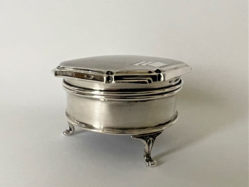 fig 1. A stunning Art Deco silver cuff links/trinket box
