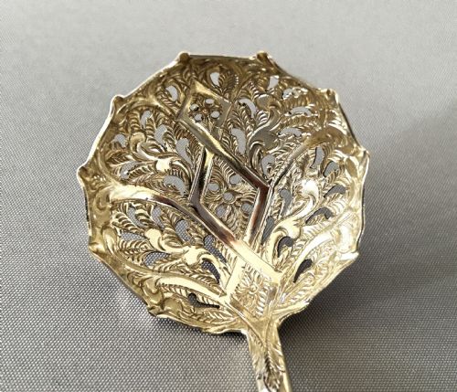 fig 1. A fabulous Georgian silver sugar sifter spoon