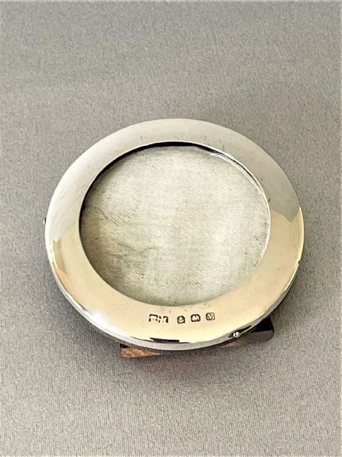 fig 1. A george V miniature silver sweetheart frame