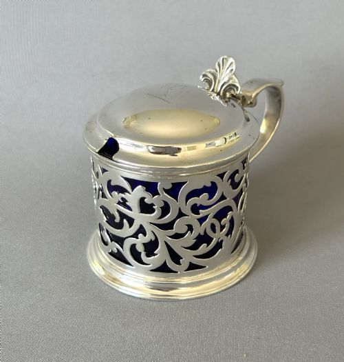 fig 1. A superb Early Victorian pierced silver drum mustard pot