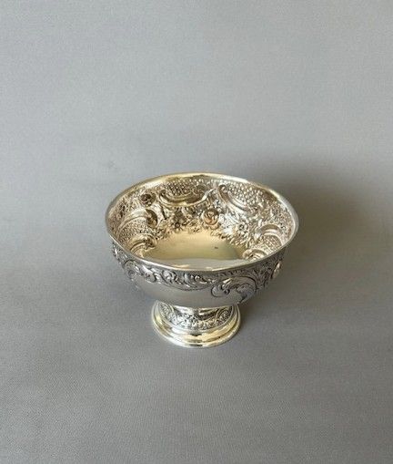 fig 1. A gorgeous Edwardian silver pedestal bowl