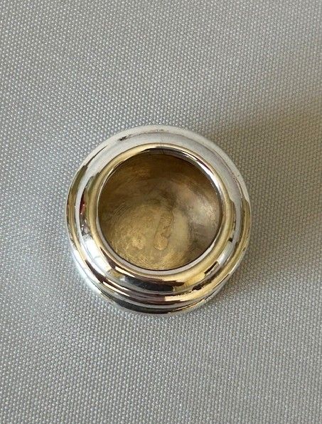 fig 1. Rare Edwardian silver snooker cue chalk box