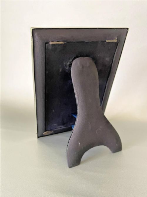 fig 1. A stylish George V silver photo frame