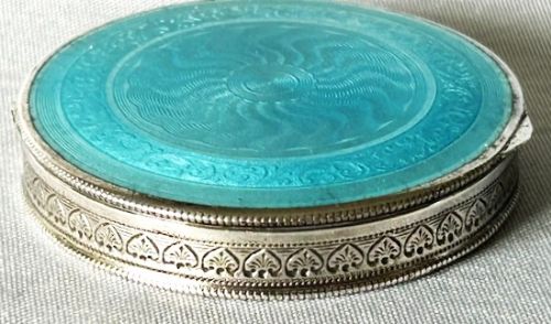 fig 1. An exquisite Austrian silver & guilloche enamel compact