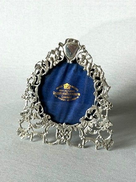 A Small William Comyns Cast Silver Photo Frame