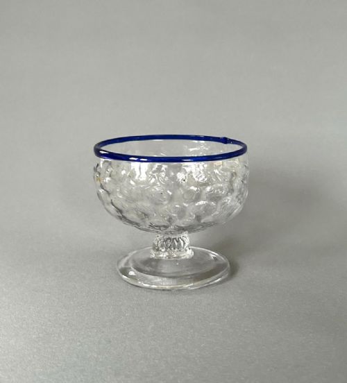 A RARE 18TH CENTURY BLUE RIM SUGAR BOWL - ADDITIONAL PHOTO 2