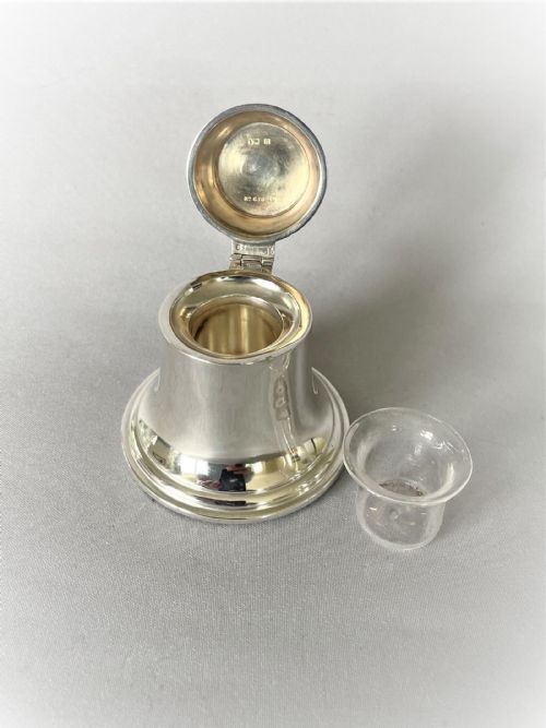 A NOVELTY SMALL SILVER 'BELL' INKWELL - ADDITIONAL PHOTO 2