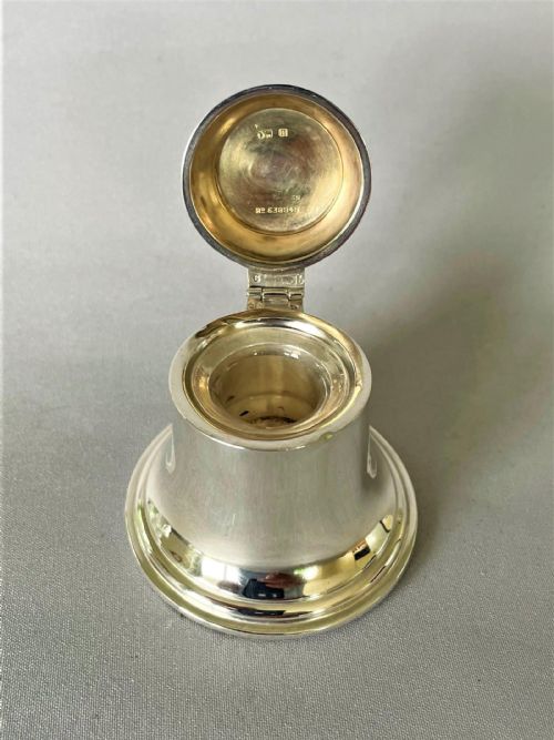 A NOVELTY SMALL SILVER 'BELL' INKWELL - ADDITIONAL PHOTO 3