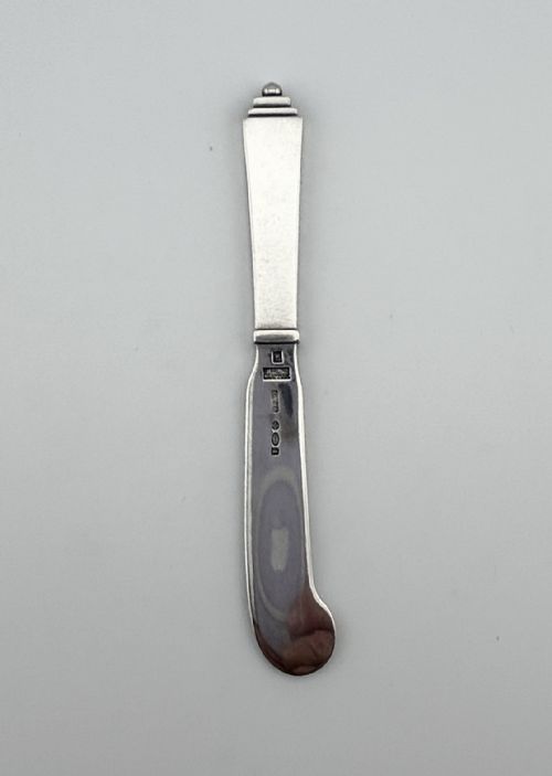 fig 1. An Art Deco Georg Jensen small butter knife