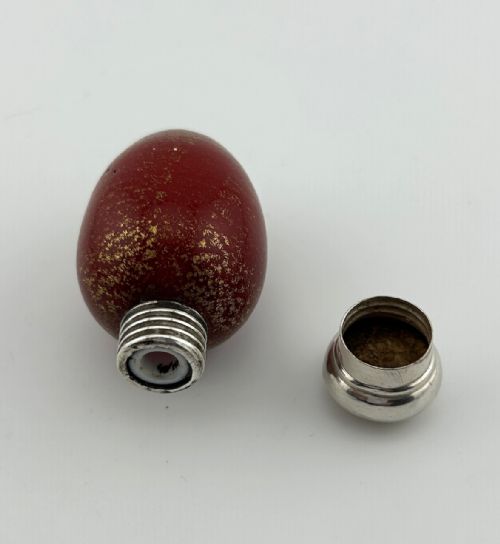 A SUPERB VICTORIAN SILVER MOUNTED EGG SCENT BOTTLE - ADDITIONAL PHOTO 5