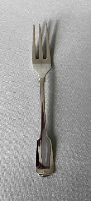 Very Rare Irish Provincial Silver Oyster Fork