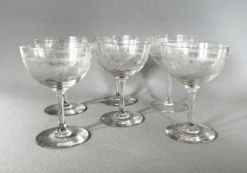 A LOVELY SET OF 6 EDWARDIAN GREEK KEY PATTERN CHAMPAGNE GLASSES