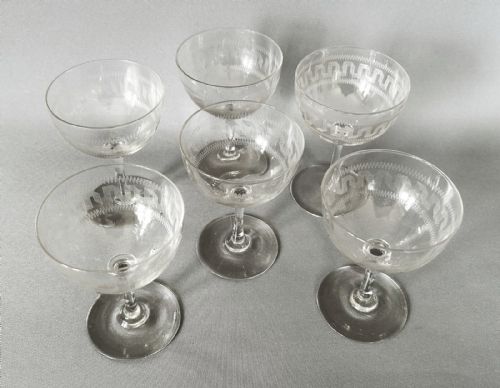 A LOVELY SET OF 6 EDWARDIAN GREEK KEY PATTERN CHAMPAGNE GLASSES - ADDITIONAL PHOTO 1