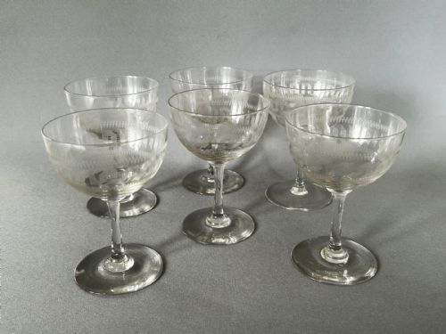 A LOVELY SET OF 6 EDWARDIAN GREEK KEY PATTERN CHAMPAGNE GLASSES - ADDITIONAL PHOTO 4