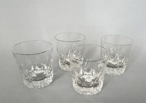 A CHARMING SET OF 4 SMALL VICTORIAN WHISKY TUMBLERS